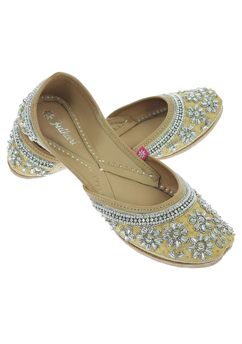 Fulkari Women Surahi Beads Genuine Soft Leather Embroidered Jutis - Indya