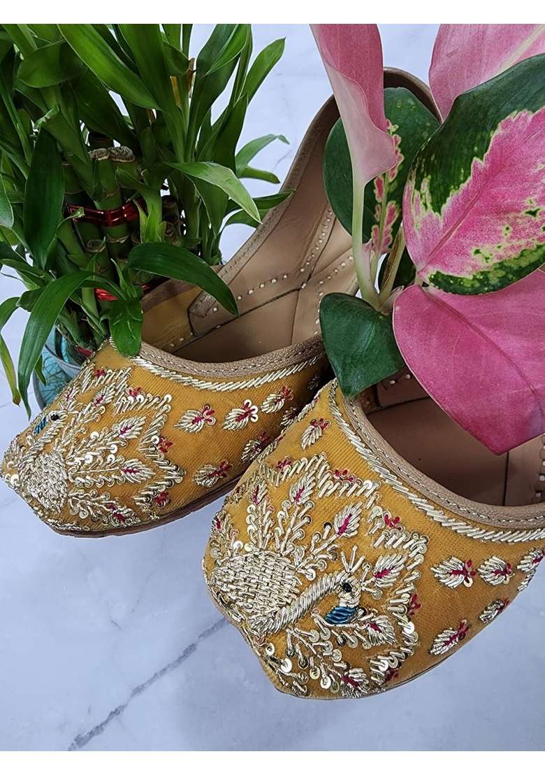 Fulkari Women Mayur Velvet Gold Toned Genuine Soft Leather Embroidered Jutis - Indya
