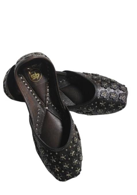 4S Womens Handcrafted Dark Brown Punjabi Jutti Floral Leather Mojari Footwear for Ethnic Wear and Weddings