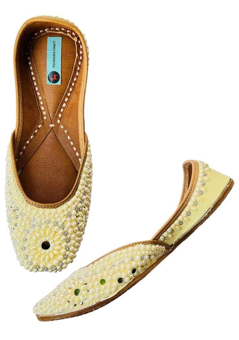 Pehnawacraft White Pearl Jutti for Women Punjabi Jutti - Indya