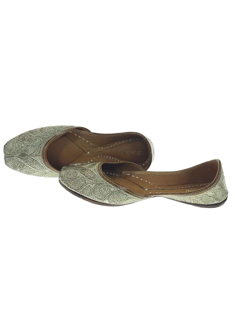 Fulkari Women Buena Gold Genuine Soft Leather Embroidered Jutis - Indya
