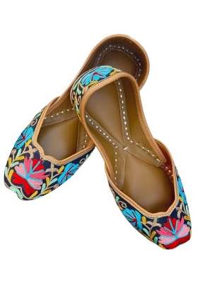 Black Bridal Punjabi Jutti for Women Pure Leather Double Cushioned