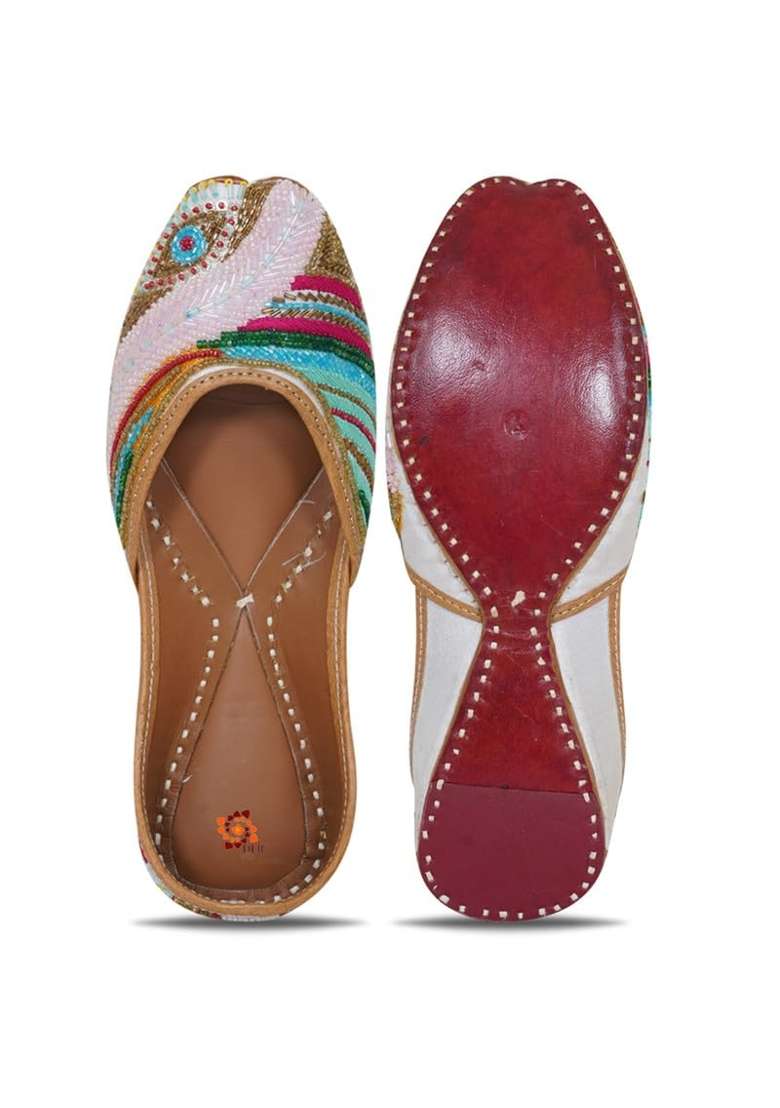 DFR Women Hand Zari Dabka Juttis - Indya