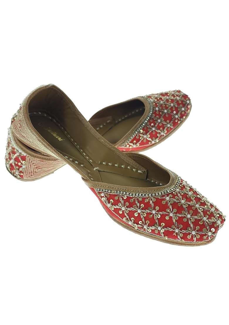 Fulkari Women Phlox Red Gold Genuine Soft Leather Embroidered Jutis - Indya