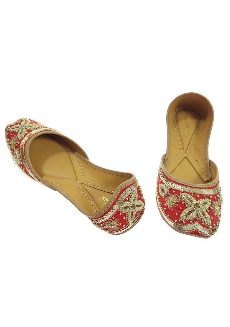 Fulkari Womens Viola Handworked Gold Juttis Embroidered Soft Leather Flats - Indya