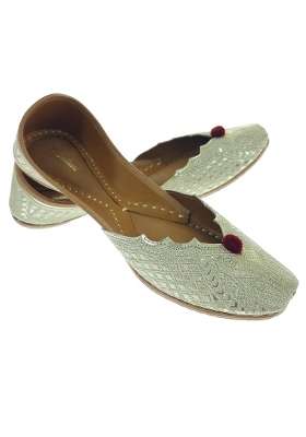 Fulkari Women Fuman Cutwork Gold Genuine Soft Leather Embroidered Jutis