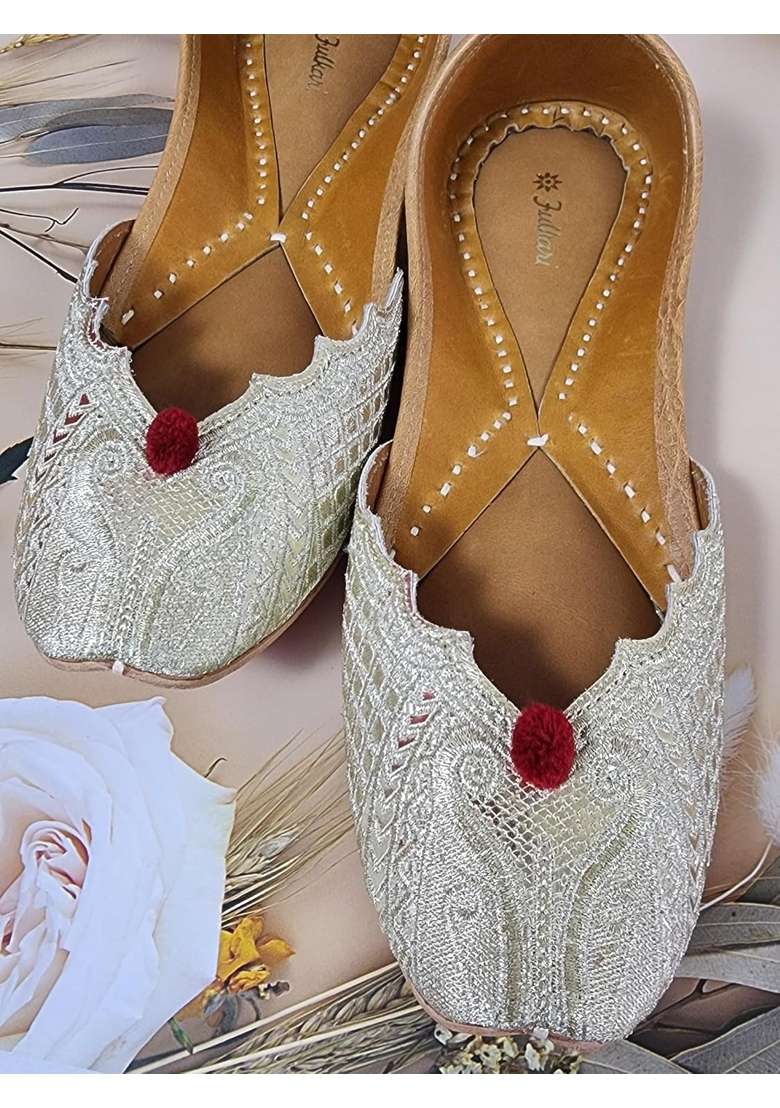 Fulkari Women Fuman Cutwork Gold Genuine Soft Leather Embroidered Jutis - Indya