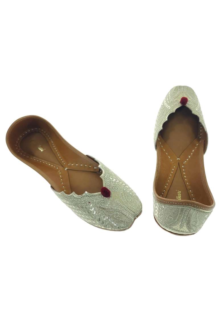 Fulkari Women Fuman Cutwork Gold Genuine Soft Leather Embroidered Jutis - Indya