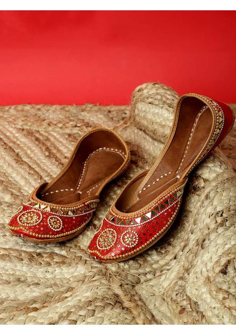 Pehnawacraft Red Laal Ishq Jutti for Women Punjabi Jutti - Indya