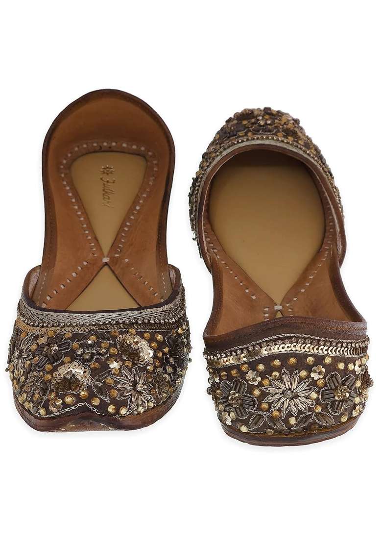 Fulkari Womens Great Genuine Soft Leather Embroidered Jutis - Indya