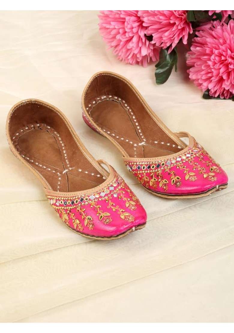 Pehnawacraft Cherry Blossom Pink Punjabi Jutti for Women Mojari for Ladies - Indya