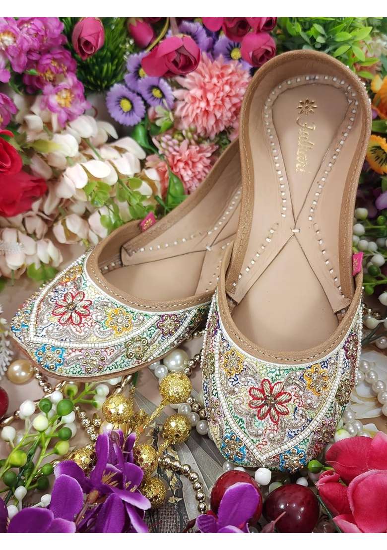 Fulkari Women Gazania Gold Multicolor Genuine Soft Leather Embroidered Jutis - Indya