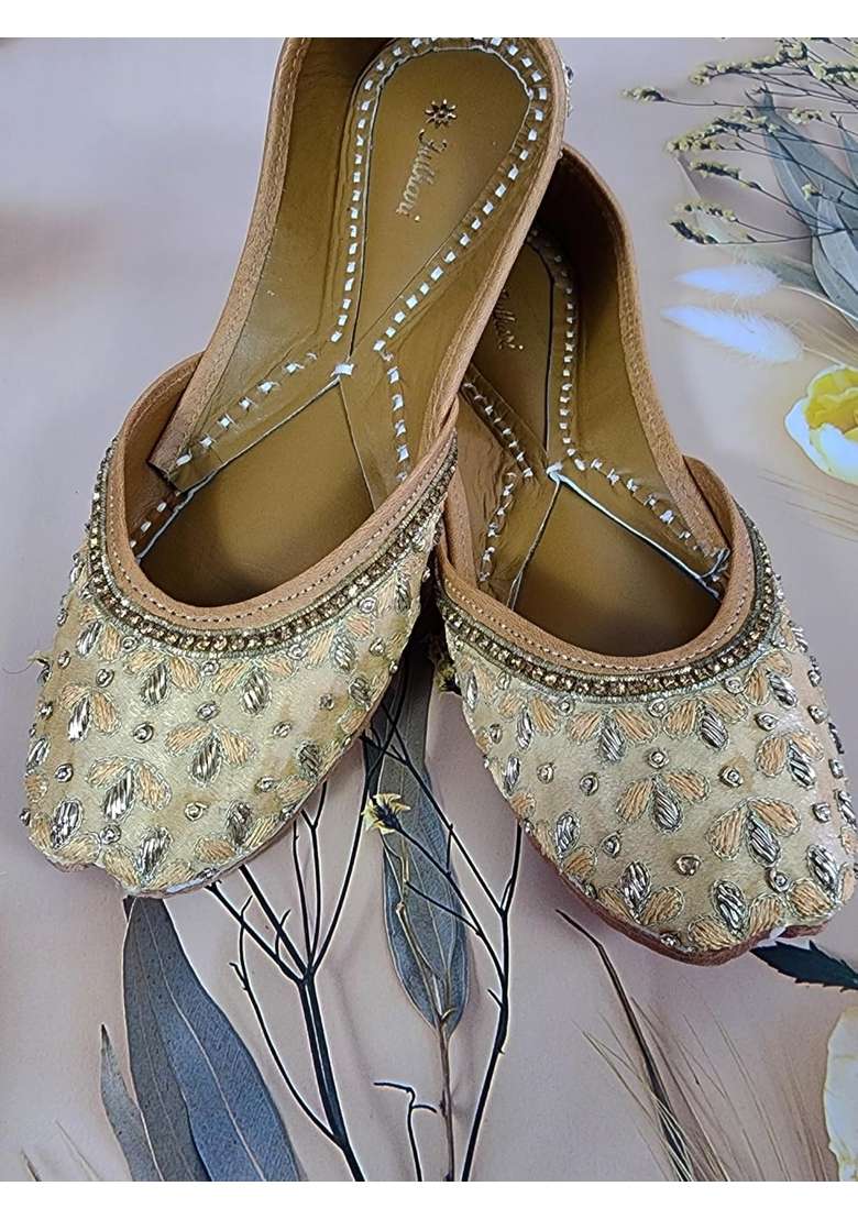 Fulkari Women Ming Skin Gold Genuine Soft Leather Embroidered Jutis - Indya