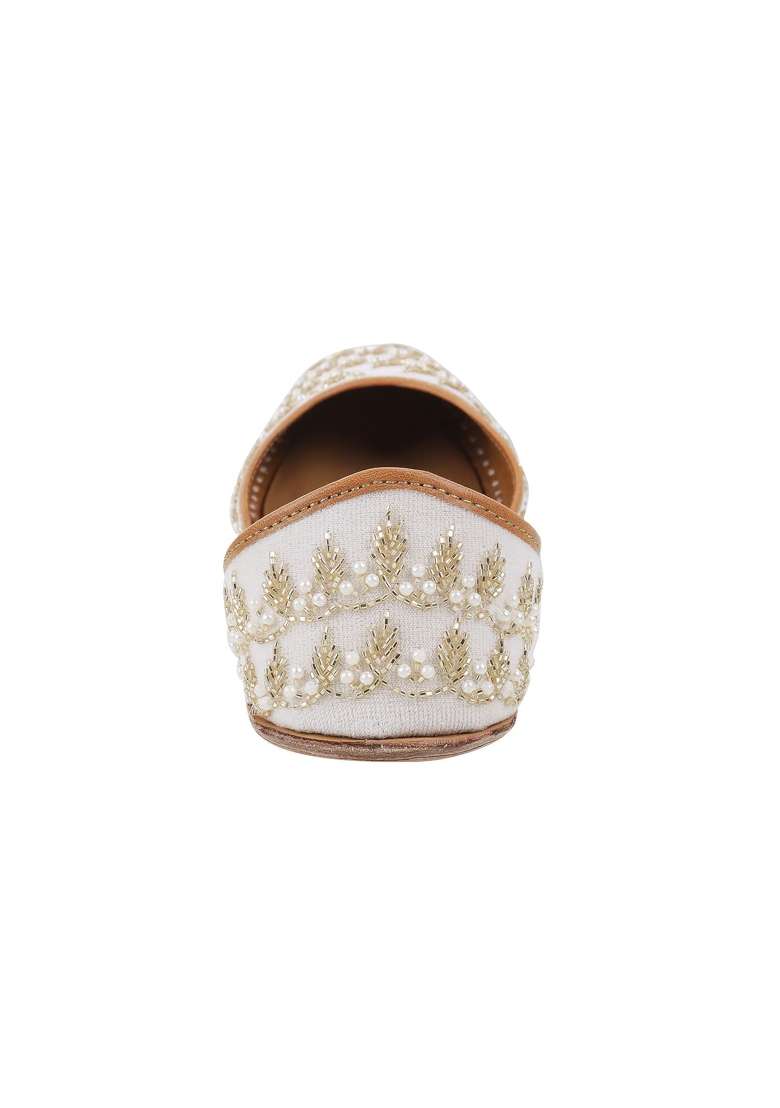 Metro Women Beaded Mojaris - Indya