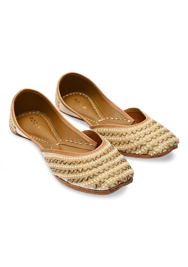 Rocia by Regal Women Embroidered Juttis - Indya