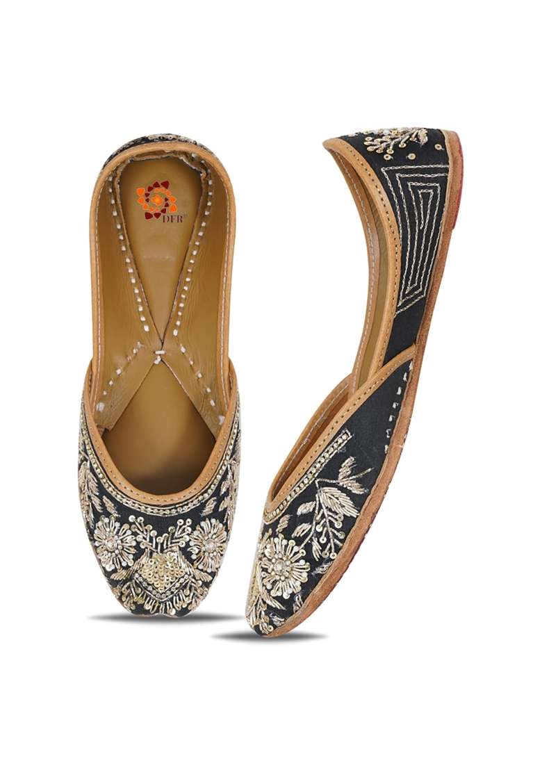 DFR Women Hand Zari Dabka Juttis - Indya