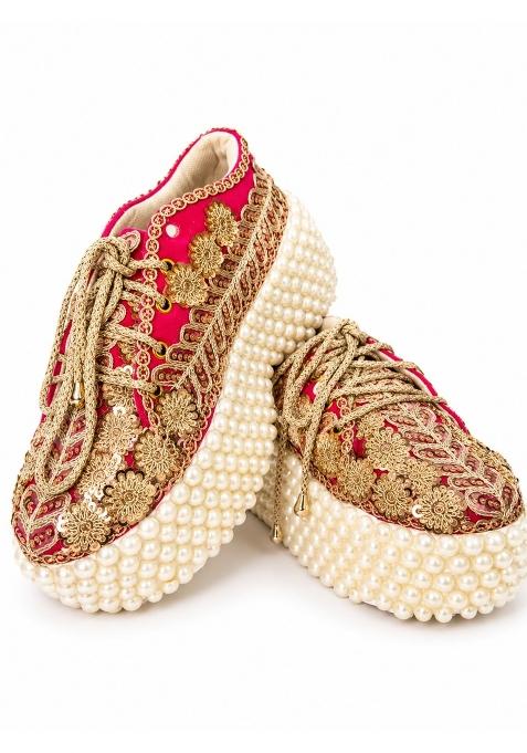 Nagina Global Womens Pink Pearl Jutti Embroidered Traditional Indian Mojari