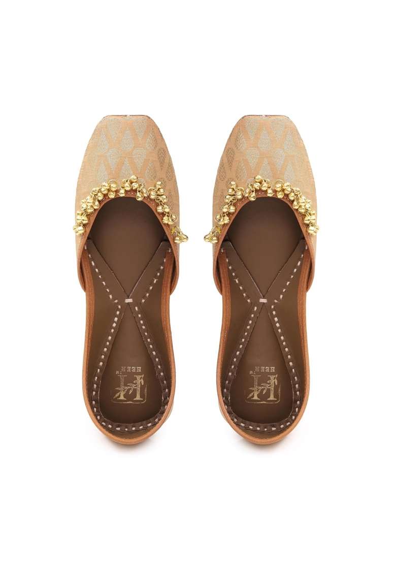 HEER Ethnic Shoes Punjabi Shoes Jutti Mojari for Women and Girl - Indya