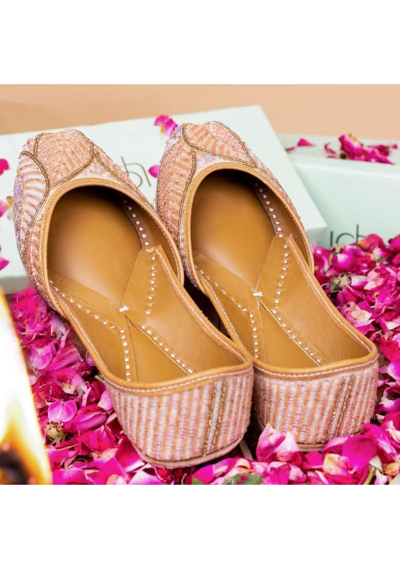 Loryphilory Handcrafted Punjabi Jutti for Women Traditional Ethnic Footwear for Festive and Everyday Wear - Indya