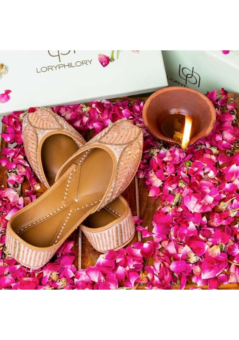 Loryphilory Handcrafted Punjabi Jutti for Women Traditional Ethnic Footwear for Festive and Everyday Wear - Indya