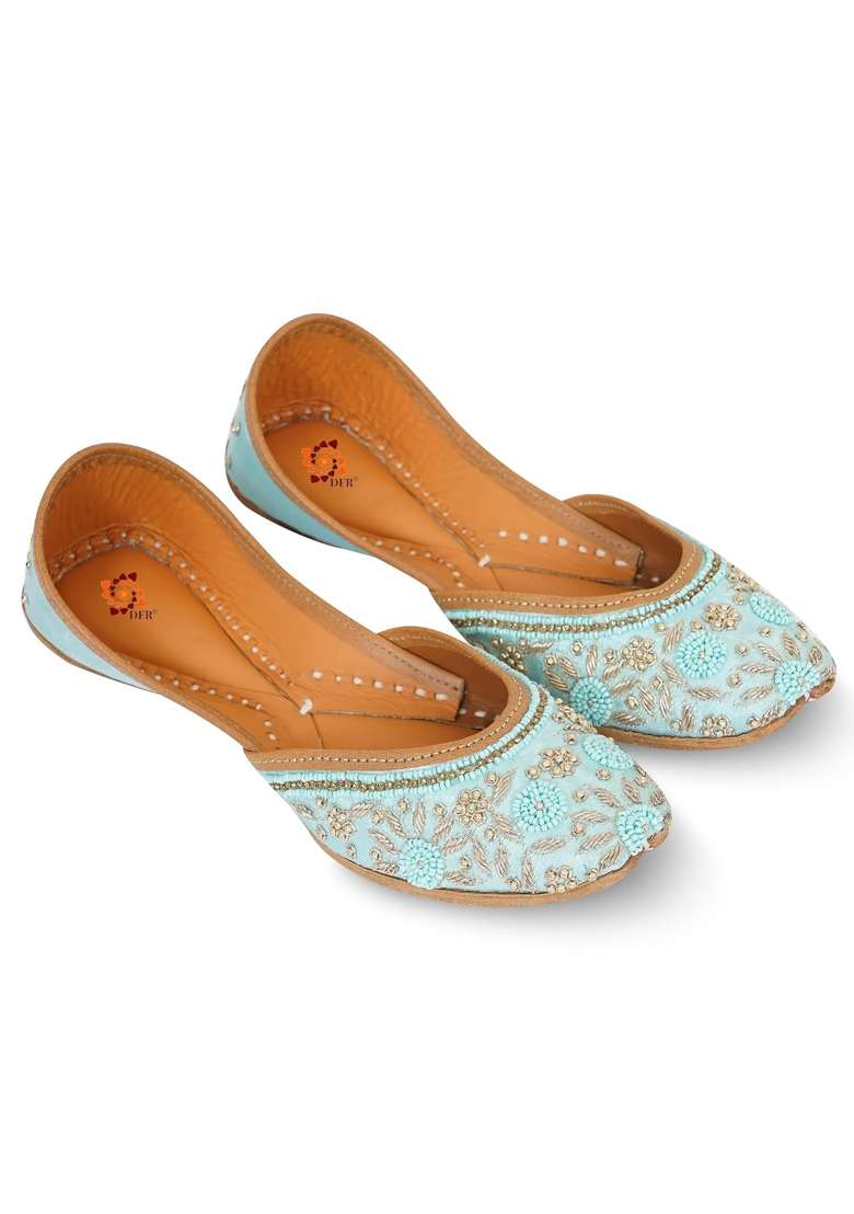 DFR Women Hand Zari Dabka Mojari Juttis - Indya