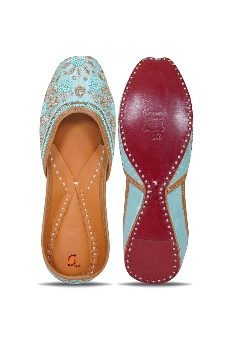 DFR Women Hand Zari Dabka Mojari Juttis - Indya