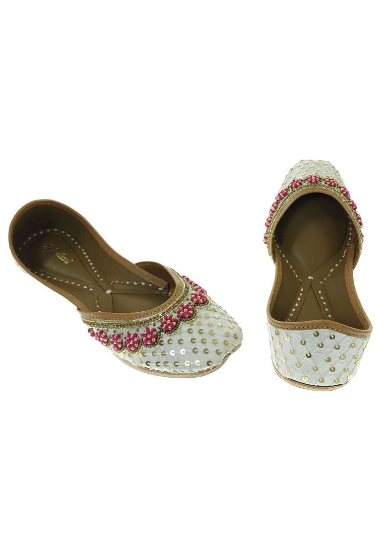 Fulkari Women Celosia Beige Gold Genuine Soft Leather Embroidered Jutis - Indya