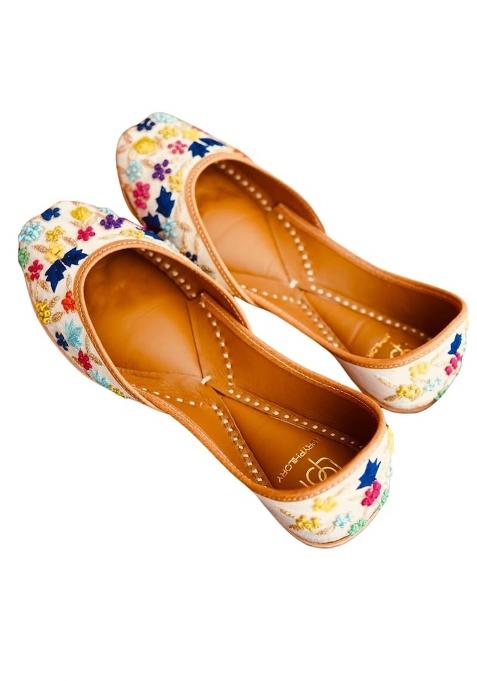 Loryphilory Multicolour Handcrafted Punjabi Jutti for Women