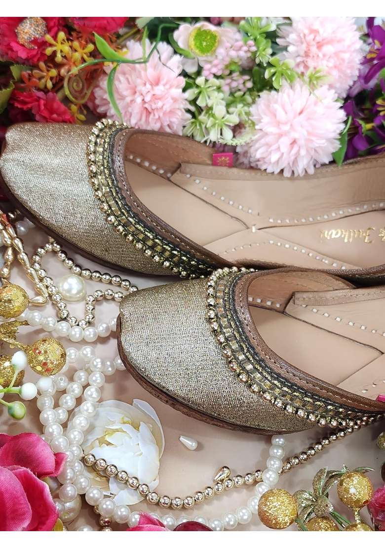 Fulkari Womens Beads Payal Genuine Soft Leather Embroidered Jutis - Indya
