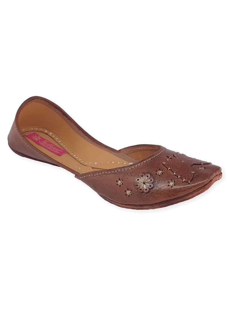 Fulkari Womens 3D Butterfly Gold Zarriwork Genuine Soft Leather Jutis - Indya