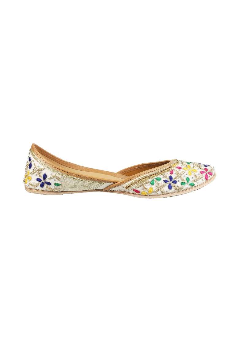 Metro Womens Beaded Multi Color Mojaris - Indya