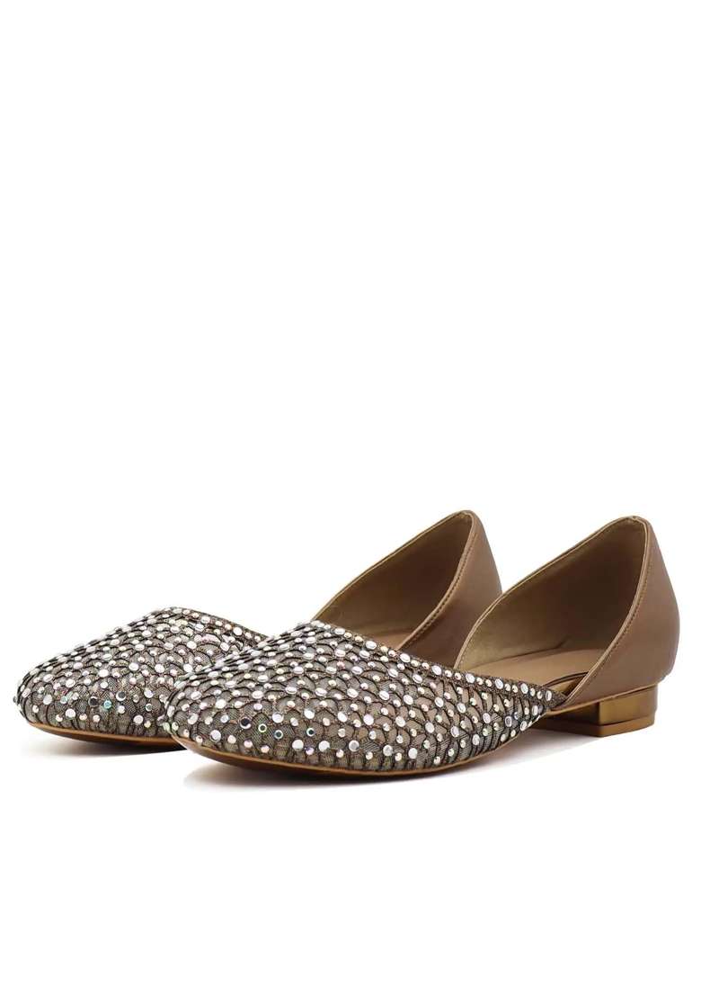 Oyoqchi Womens Embellished Ethnic Jutti Flats Gold and Antique Lightweight Flat Heel Handmade - Indya