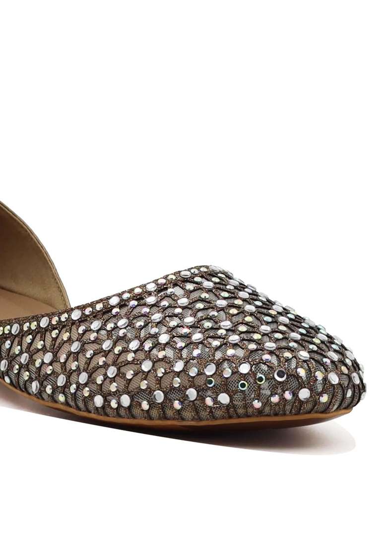 Oyoqchi Womens Embellished Ethnic Jutti Flats Gold and Antique Lightweight Flat Heel Handmade - Indya