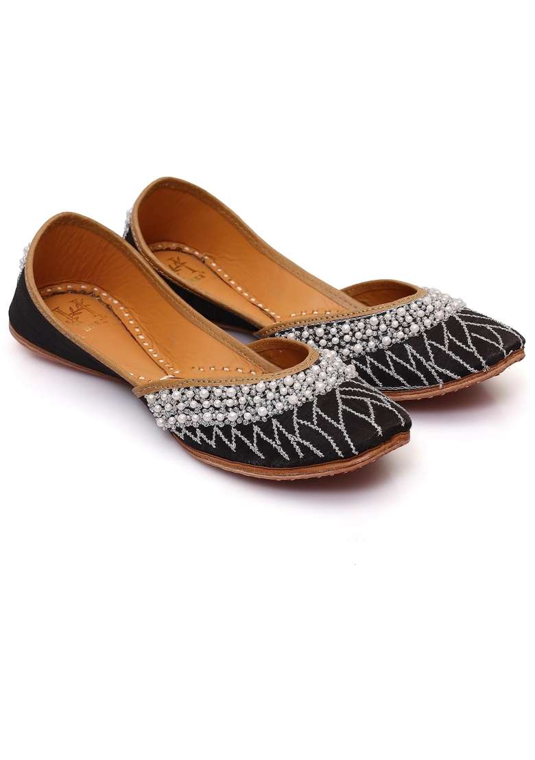 HEER Firdaus Womens Mojari Embroidered Canvas Slip on Bellies - Indya