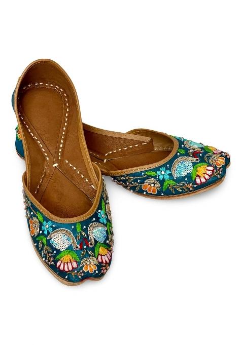Punjabis Hand Art PHA Traditional Womens Floral Embroidered Punjabi Jutti Flats