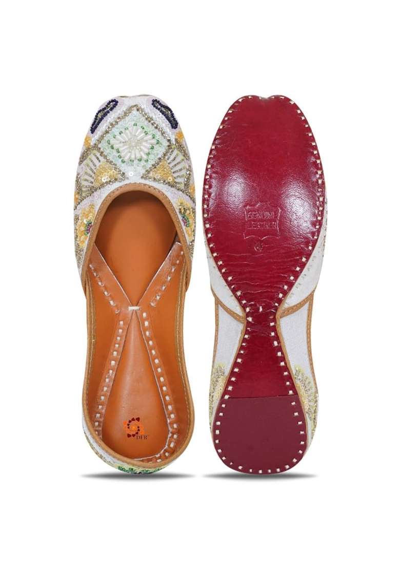 DFR Multicolor Women Hand Zari Dabka Juttis - Indya
