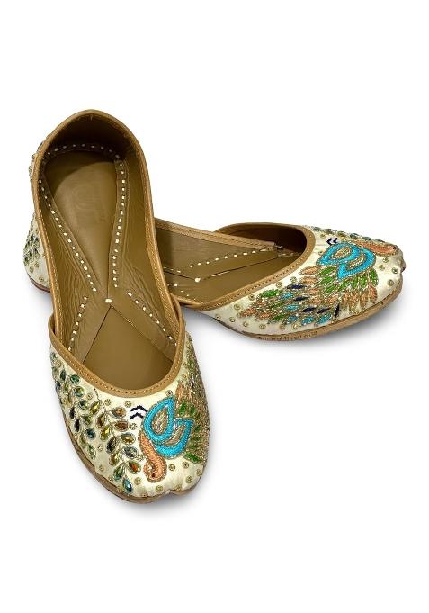 Punjabis Hand Art PHA Traditional Embroidered Peacock Jutti Womens Handcrafted Punjabi Jutti