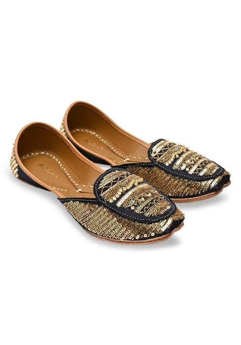 Rocia by Regal Women Embroidered Juttis