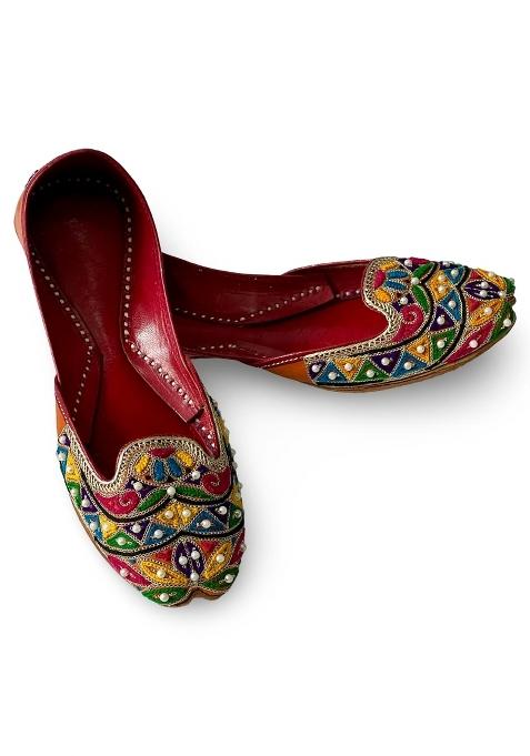 Punjabis Hand Art PHA Womens Traditional Handcrafted Leather Punjabi Jutti Multicolour Embroidered