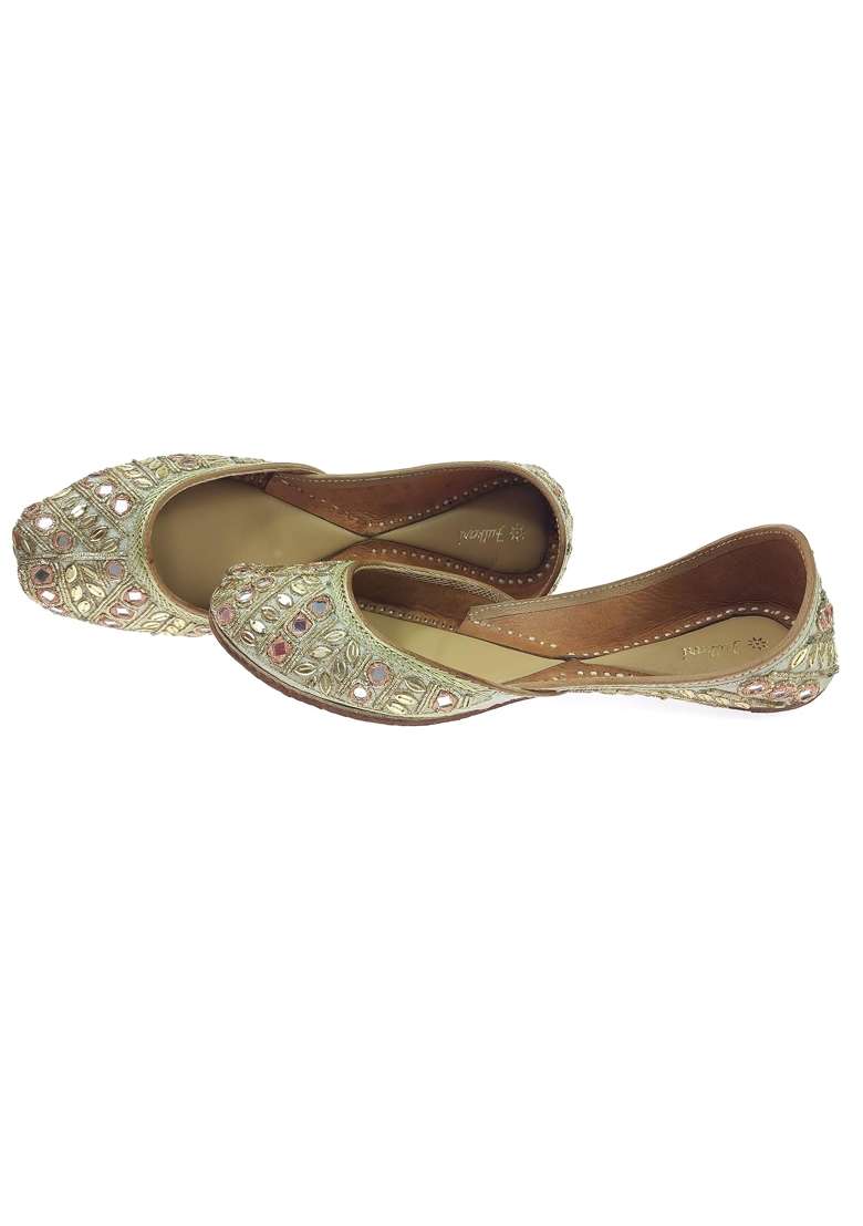 Fulkari Formal Shoes for Women Elegant and Comfortable Office Wear Stylish Leather Finish Cushioned Insole - Indya