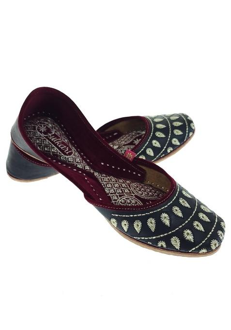 Fulkari Women Rays Gold Casual Genuine Soft Leather Jutis Bite and Pinch Free Juttis