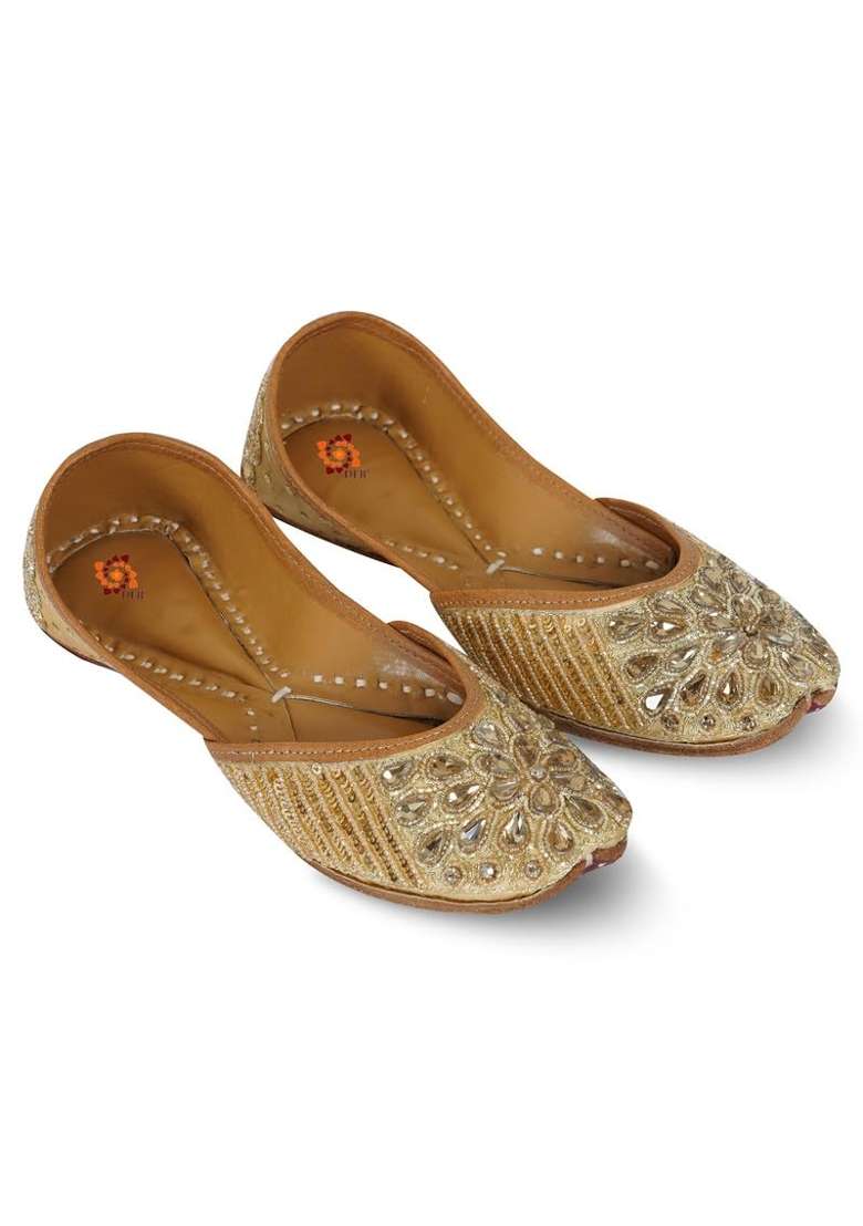 DFR Women Hand Zari Dabka Juti - Indya