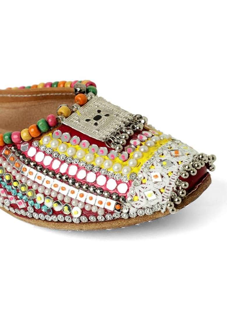 Pehnawacraft Multicolour Rubaru Boho Mule Handmade Punjabi Jutti for Women Bridal Mojari - Indya