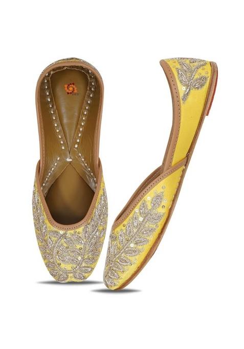 DFR Yellow Women Hand Zari Dabka Mojari Juttis