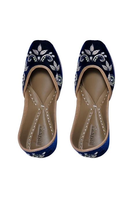 Laajwari Womens Handcrafted Punjabi Jutti Ethnic Mojari Flats