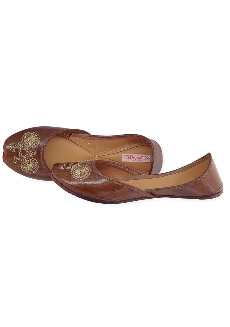 Fulkari Womens 3D Cycle Gold Zarriwork Genuine Soft Leather Jutis - Indya