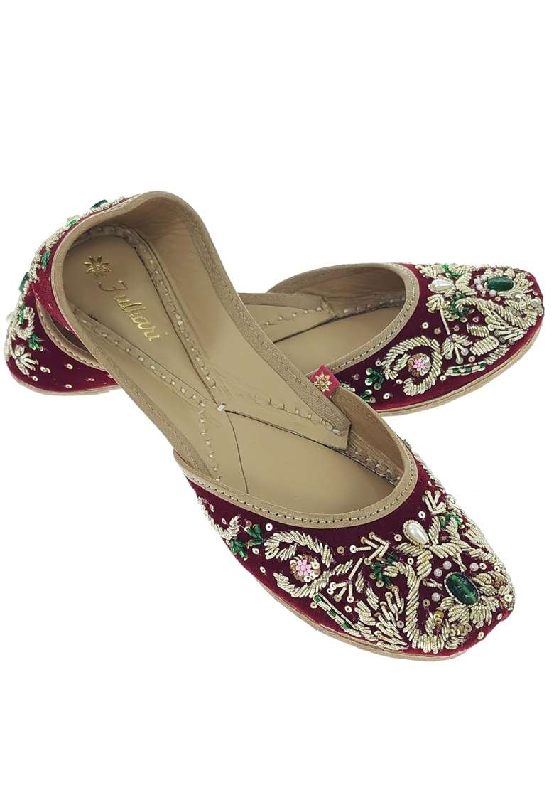 Fulkari Women Sapphire Velvet Gold Toned Genuine Soft Leather Embroidered Jutis - Indya