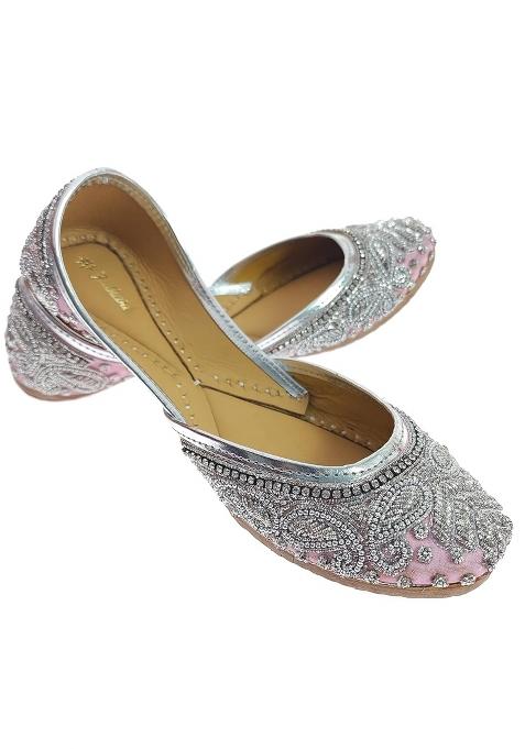 Fulkari Womens Celosia Genuine Soft Leather Embroidered Jutis