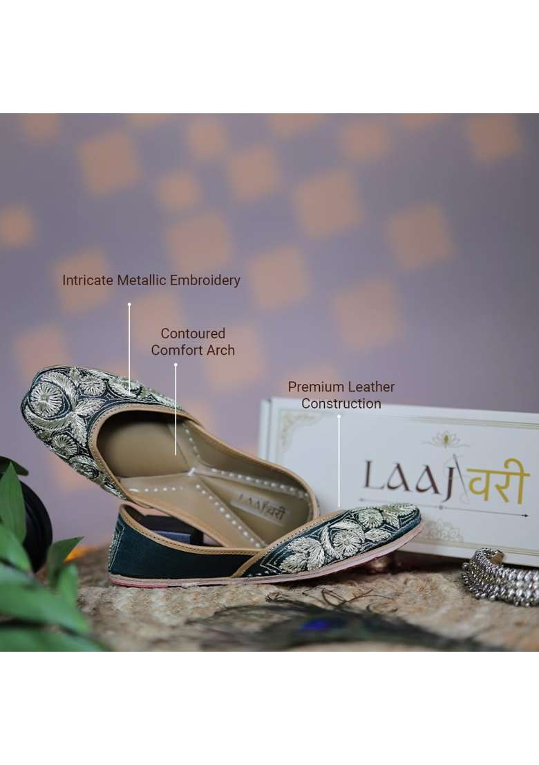 Laajwari Womens Handcrafted Punjabi Jutti Ethnic Mojari Flats - Indya
