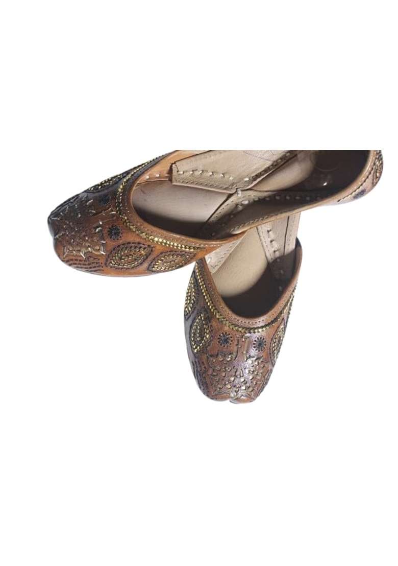 4S Premium Brown Leather Punjabi Jutti with Gold Zardozi and Bead Embroidery - Indya